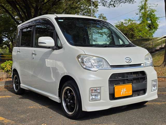 2010 Daihatsu Tanto Exe – thumbnail 2