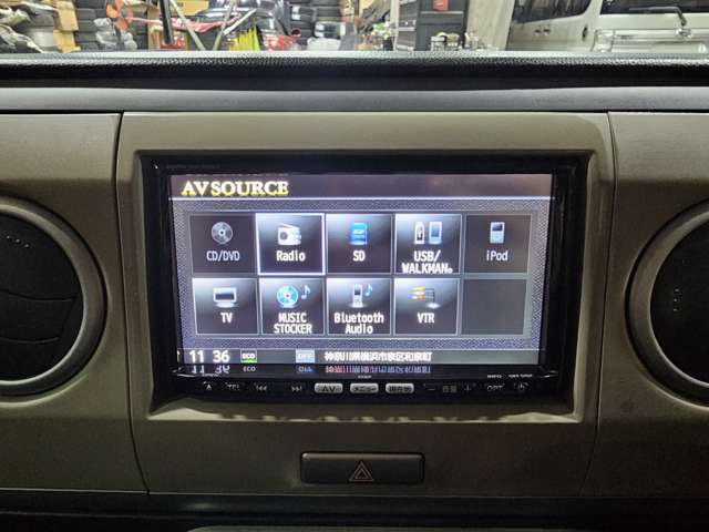 2011 Suzuki Alto Lapin – thumbnail 3