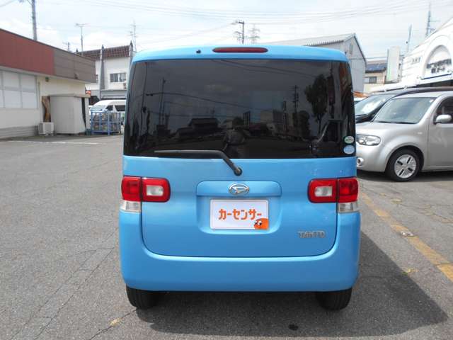 2011 Daihatsu Tanto – thumbnail 3