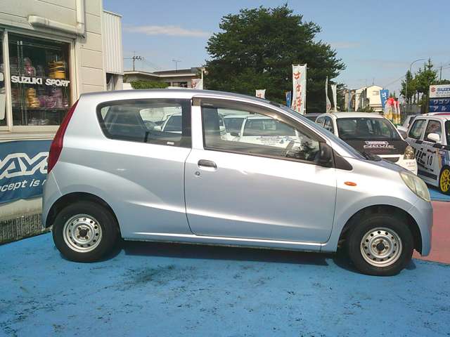 2009 Daihatsu Mira – thumbnail 3