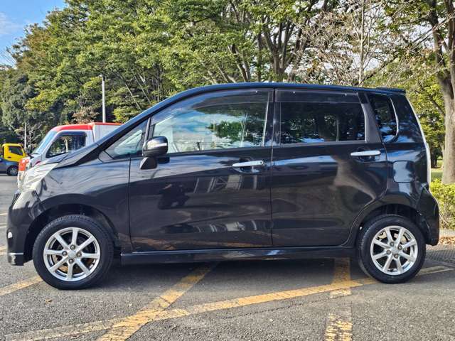 2011 Daihatsu Move – thumbnail 4