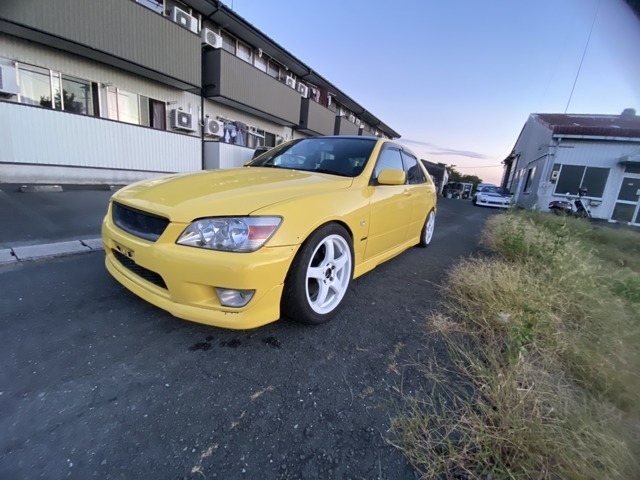 2001 Toyota Altezza