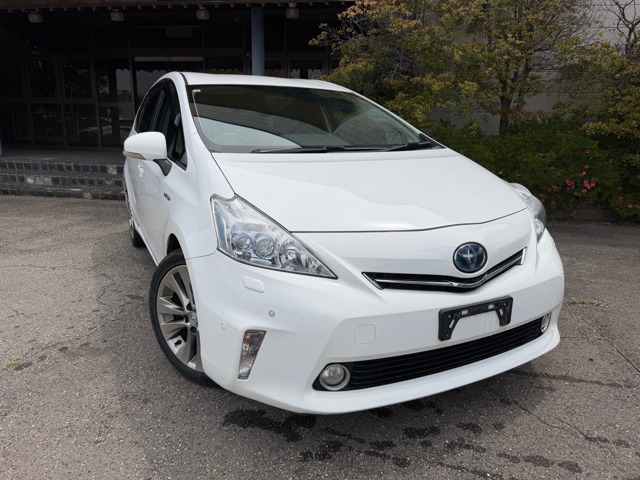 2011 Toyota Prius Alpha