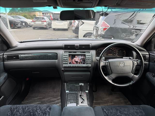 2005 Toyota Crown Estate – thumbnail 2