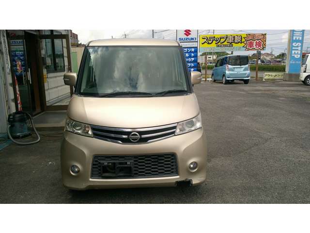 2011 Nissan Roox – thumbnail 3