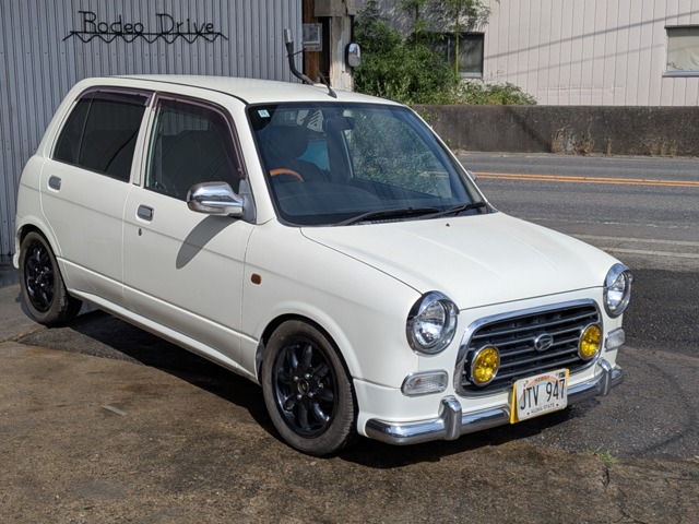 2004 Daihatsu Mira Gino – thumbnail 2