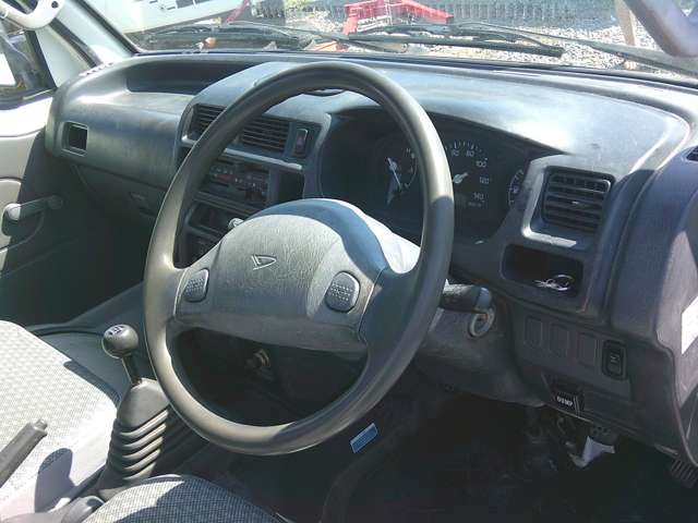 2004 Daihatsu Hijet Truck – thumbnail 4