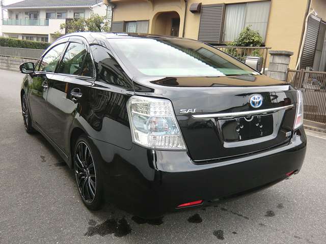 2011 Toyota SAI – thumbnail 2