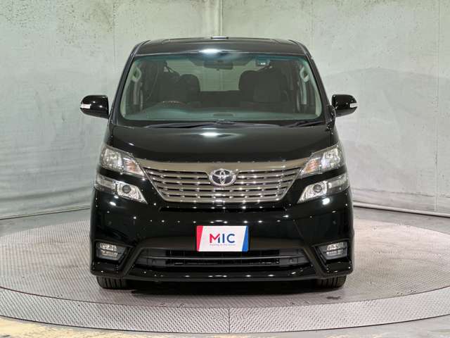 2010 Toyota Vellfire – thumbnail 4
