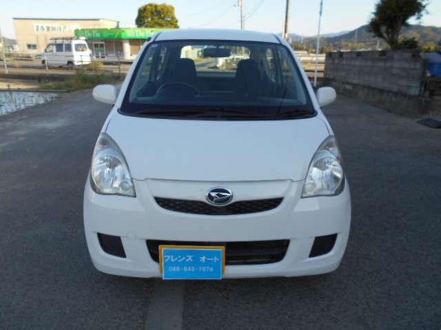 2011 Daihatsu Mira – thumbnail 2