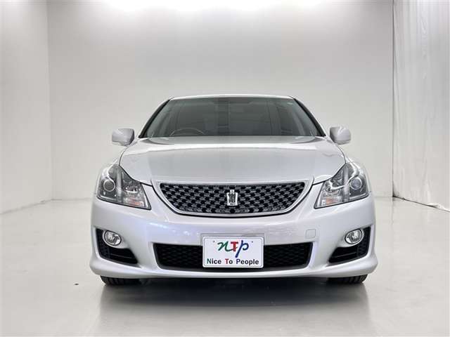 2009 Toyota Crown Athlete – thumbnail 4