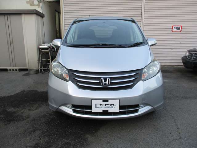 2010 Honda Freed – thumbnail 3
