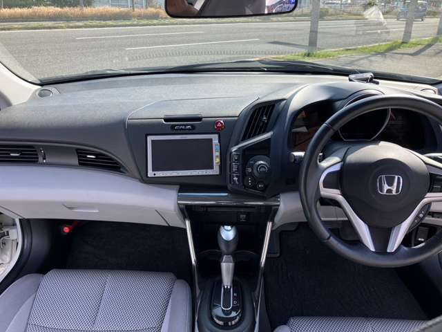2011 Honda CR-Z – thumbnail 2