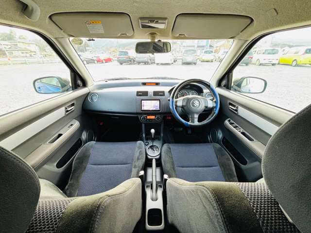 2009 Suzuki Swift – thumbnail 3