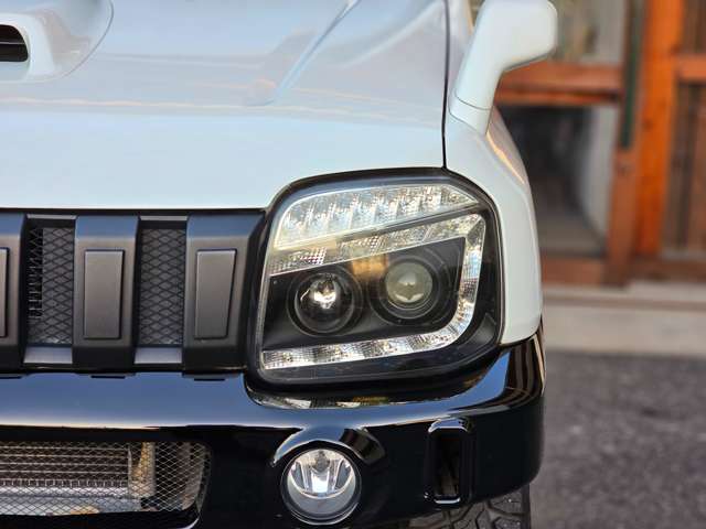 2007 Suzuki Jimny – thumbnail 3