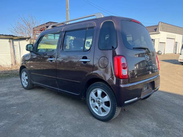2011 Daihatsu Mira Cocoa – thumbnail 3