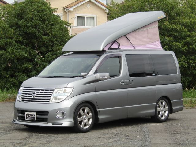 2007 Nissan Elgrand – thumbnail 3