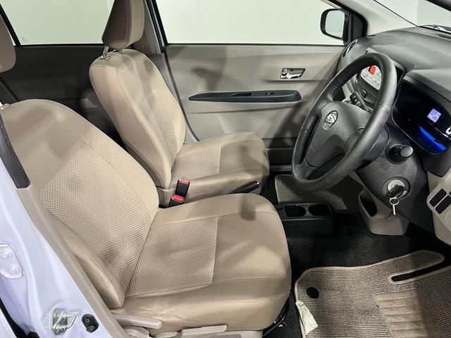 2011 Daihatsu Mira e:S – thumbnail 4