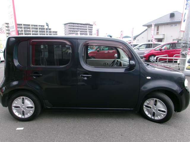 2011 Nissan Cube – thumbnail 4