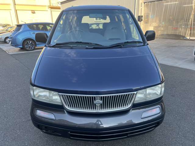 1997 Nissan Largo – thumbnail 2