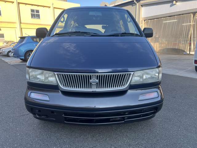 1997 Nissan Largo – thumbnail 3