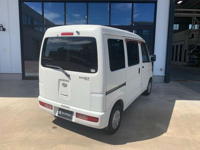 2010 Daihatsu Hijet Cargo – thumbnail 3