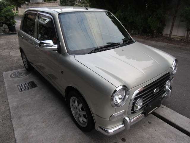 2004 Daihatsu Mira Gino – thumbnail 2