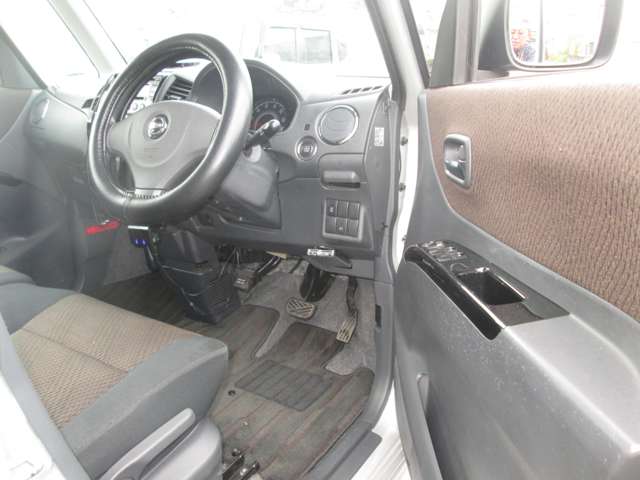 2011 Nissan Roox – thumbnail 4