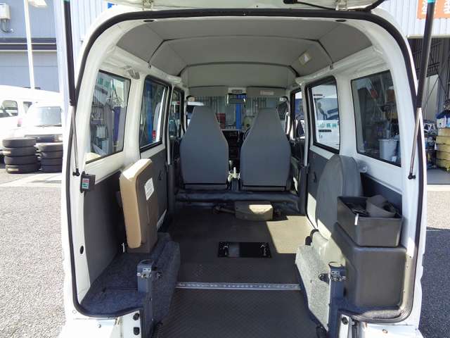 2011 Nissan Clipper – thumbnail 2