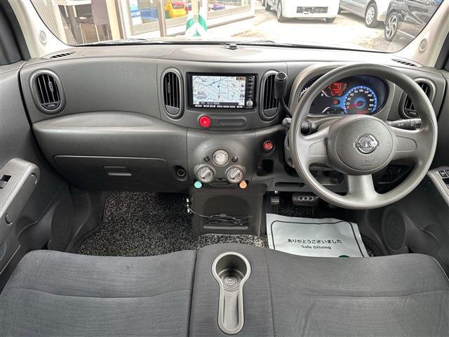 2009 Nissan Cube – thumbnail 2