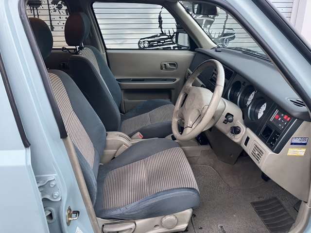 1998 Nissan Rasheen – thumbnail 4