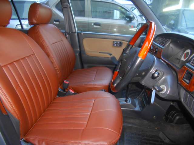 2002 Daihatsu Mira Gino – thumbnail 4