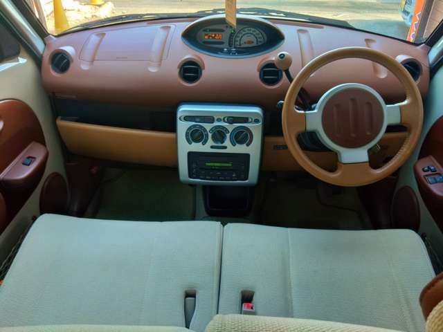 2001 Toyota WiLL – thumbnail 3