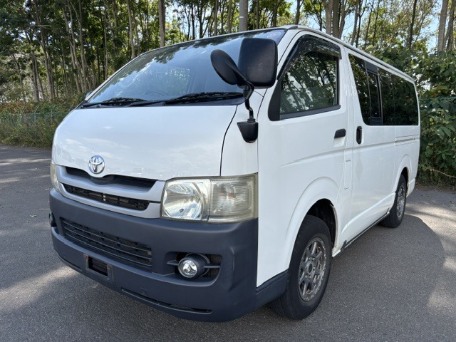 2008 Toyota Hiace