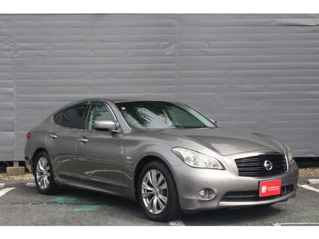 2011 Nissan Fuga Hybrid – thumbnail 2