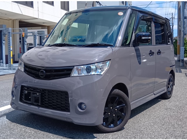 2011 Nissan Roox