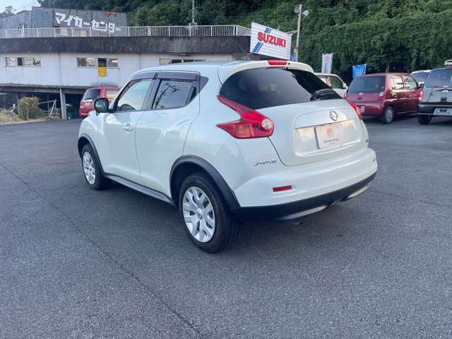 2011 Nissan Juke – thumbnail 4