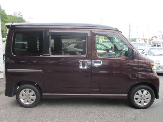 2011 Daihatsu Atrai Wagon – thumbnail 4
