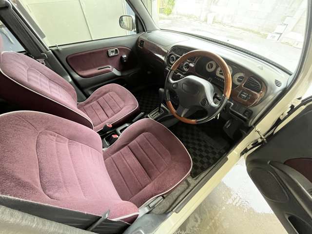2000 Daihatsu Mira Gino – thumbnail 4