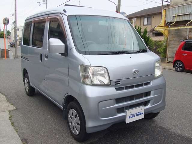 2011 Daihatsu Hijet Cargo – thumbnail 4