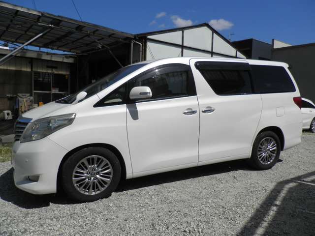 2008 Toyota Alphard – thumbnail 4