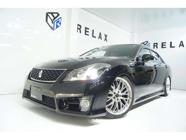 2011 Toyota Crown Athlete – thumbnail 2