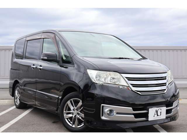 2011 Nissan Serena – thumbnail 2