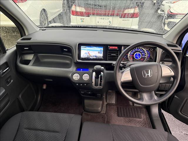 2011 Honda Life – thumbnail 3