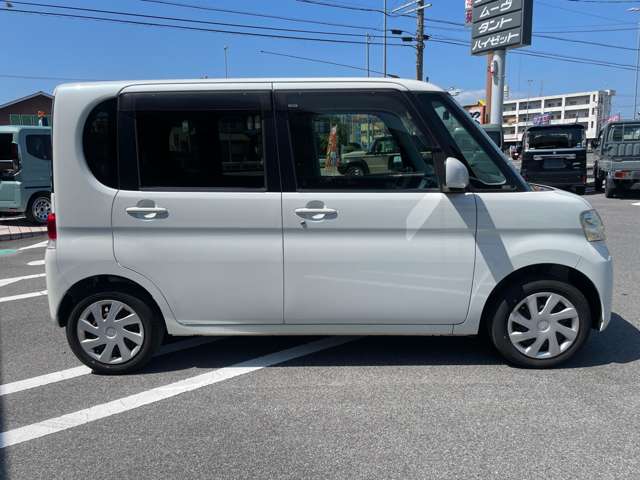 2011 Daihatsu Tanto – thumbnail 4