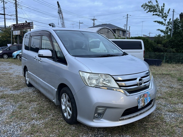 2011 Nissan Serena