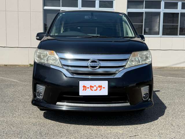 2011 Nissan Serena – thumbnail 2