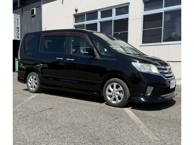 2011 Nissan Serena – thumbnail 3