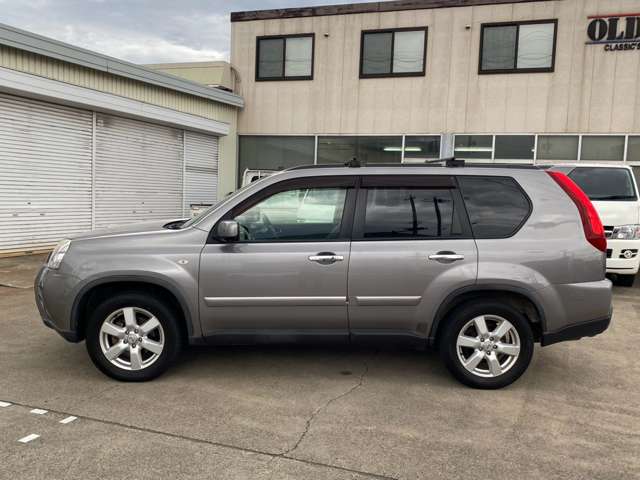 2011 Nissan X-Trail – thumbnail 3