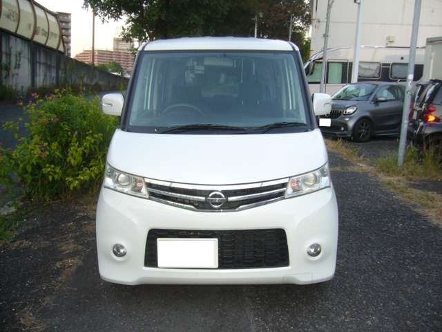 2010 Nissan Roox – thumbnail 2